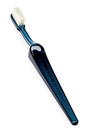 Lympio Ocean Blue Medium Nylon Toothbrush i gruppen Ansikte & Hudv�rd / Munv�rd / Tandborste hos UnderCclub AB (21J5844-TU)