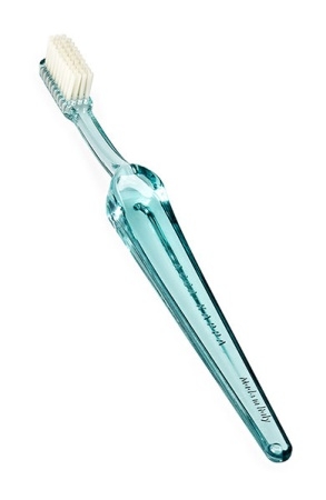 Lympio Aquamarine Hard Nylon Toothbrush i gruppen Ansikte & Hudv�rd / Munv�rd / Tandborste hos UnderCclub AB (21J5845-VA)