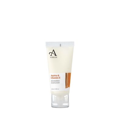 Jojoba & Vitamin E - All Weather Moisturiser i gruppen Ansikte & Hudvrd / Ansiktskrm  hos UnderCclub AB (ASC-FOR014)