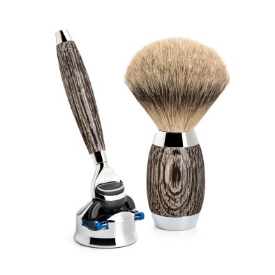 EDITION NO 3 Shaving set Gillette Fusion Bog oak and sterling silver brush i gruppen Skgg & Rakning / Rakset hos UnderCclub AB (S493ED3)