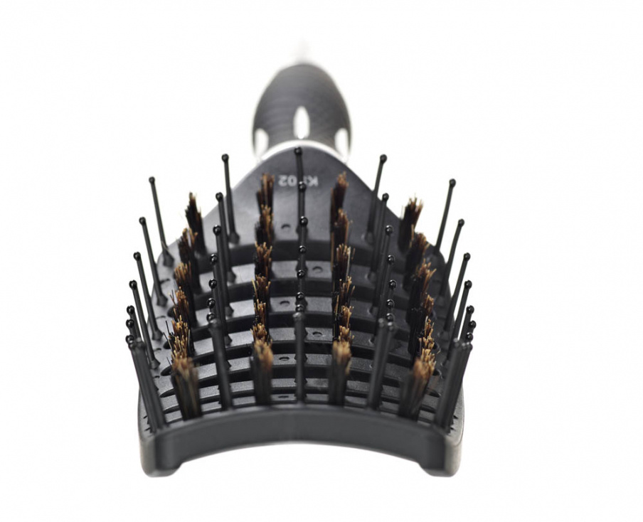 The Curved Vent Styling Brush