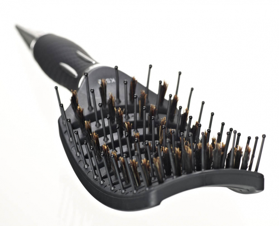 The Curved Vent Styling Brush