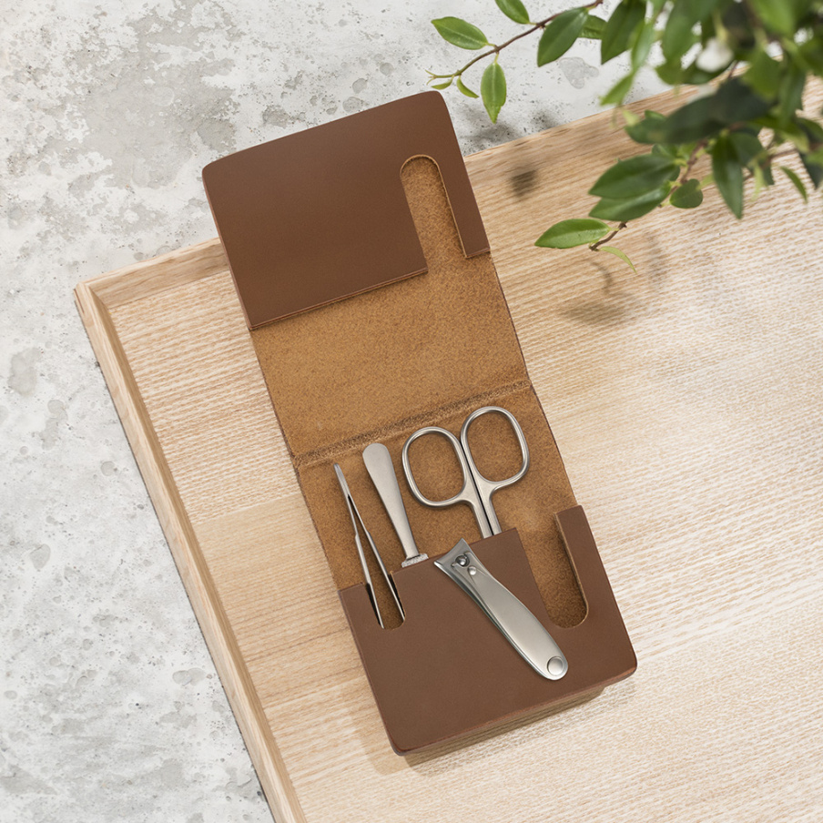 Manicure set with cowhide case