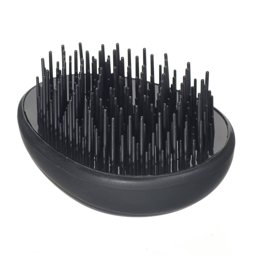 Pebble Detangling Brush in Matt Black